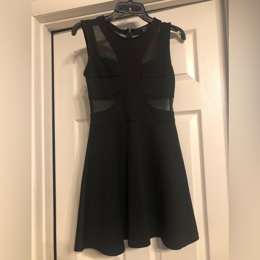3/$15 🔸 Forever 21 black dress with mesh cutouts- S